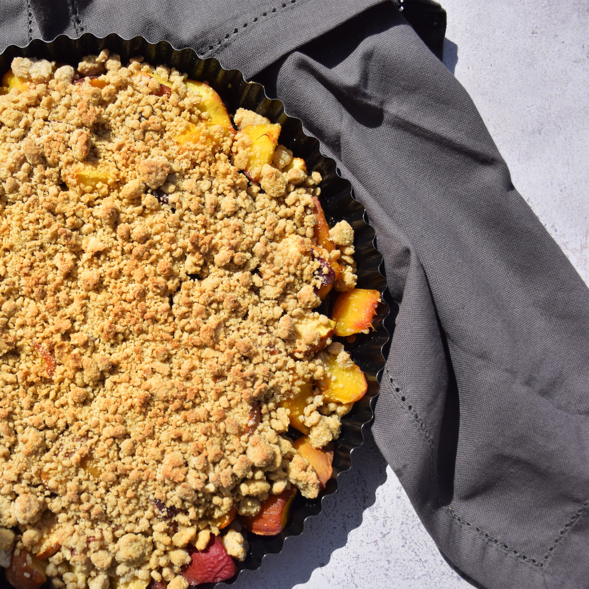 Glutenfreies Pfirsich Crumble Rezept selbst machen | Alnavit